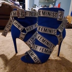 NWOT Cape Robin Feminist Booties